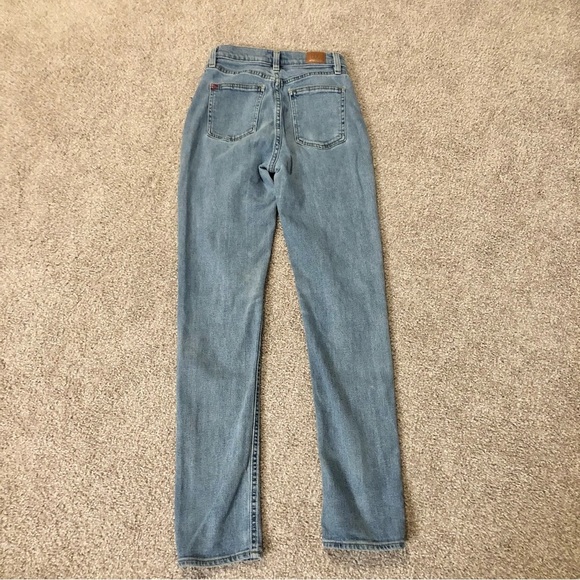 BDG Girlfriend High Rise Jeans Light Wash 25 - Picture 3 of 8